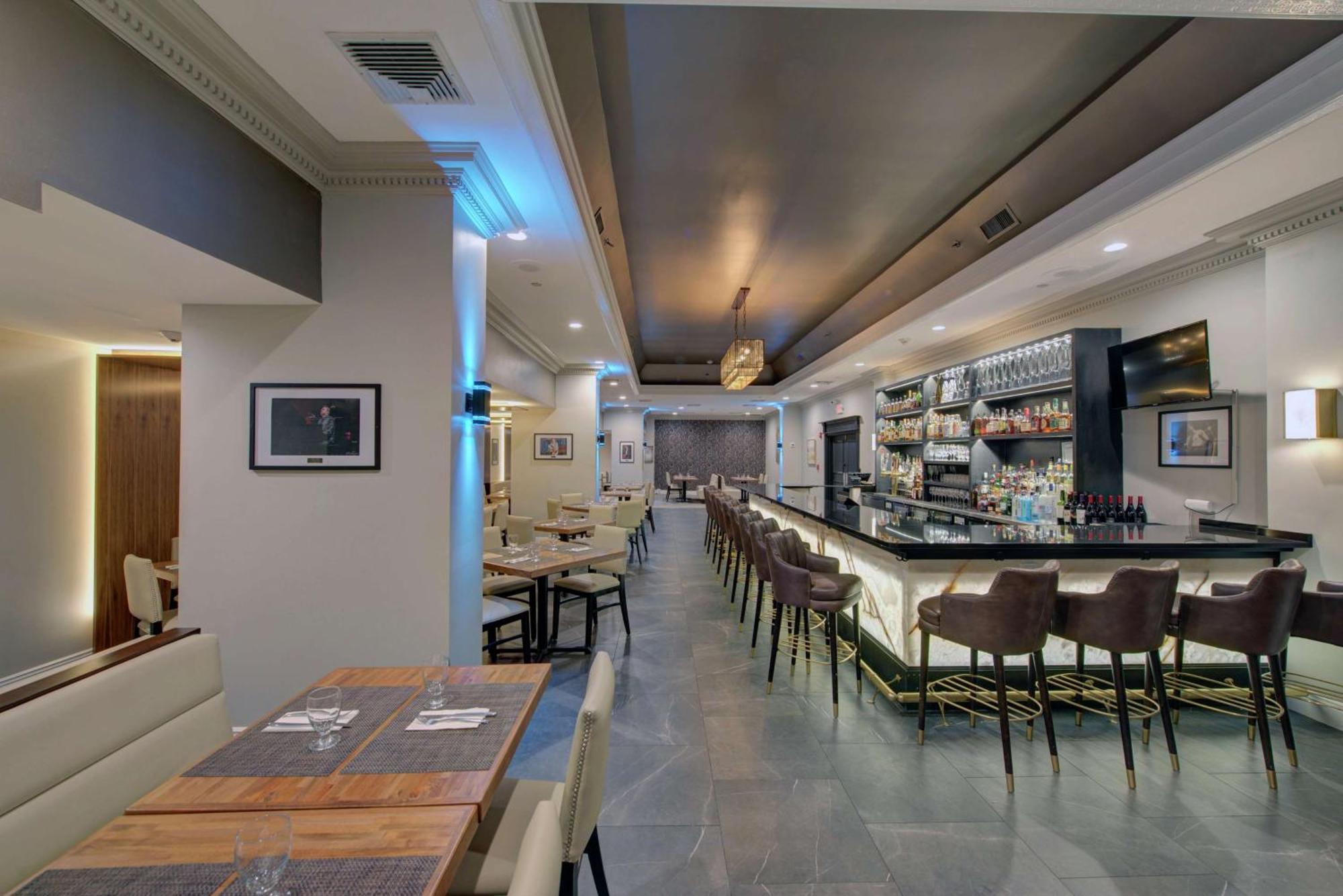 Hotel The Roslyn, Tapestry Collection By Hilton Exterior foto
