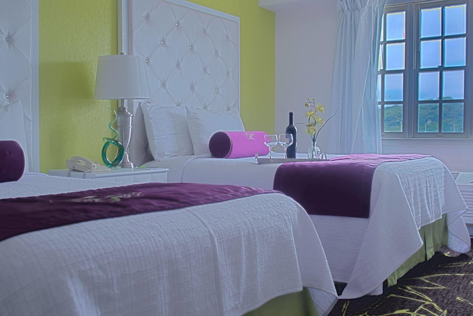 Hotel The Roslyn, Tapestry Collection By Hilton Exterior foto