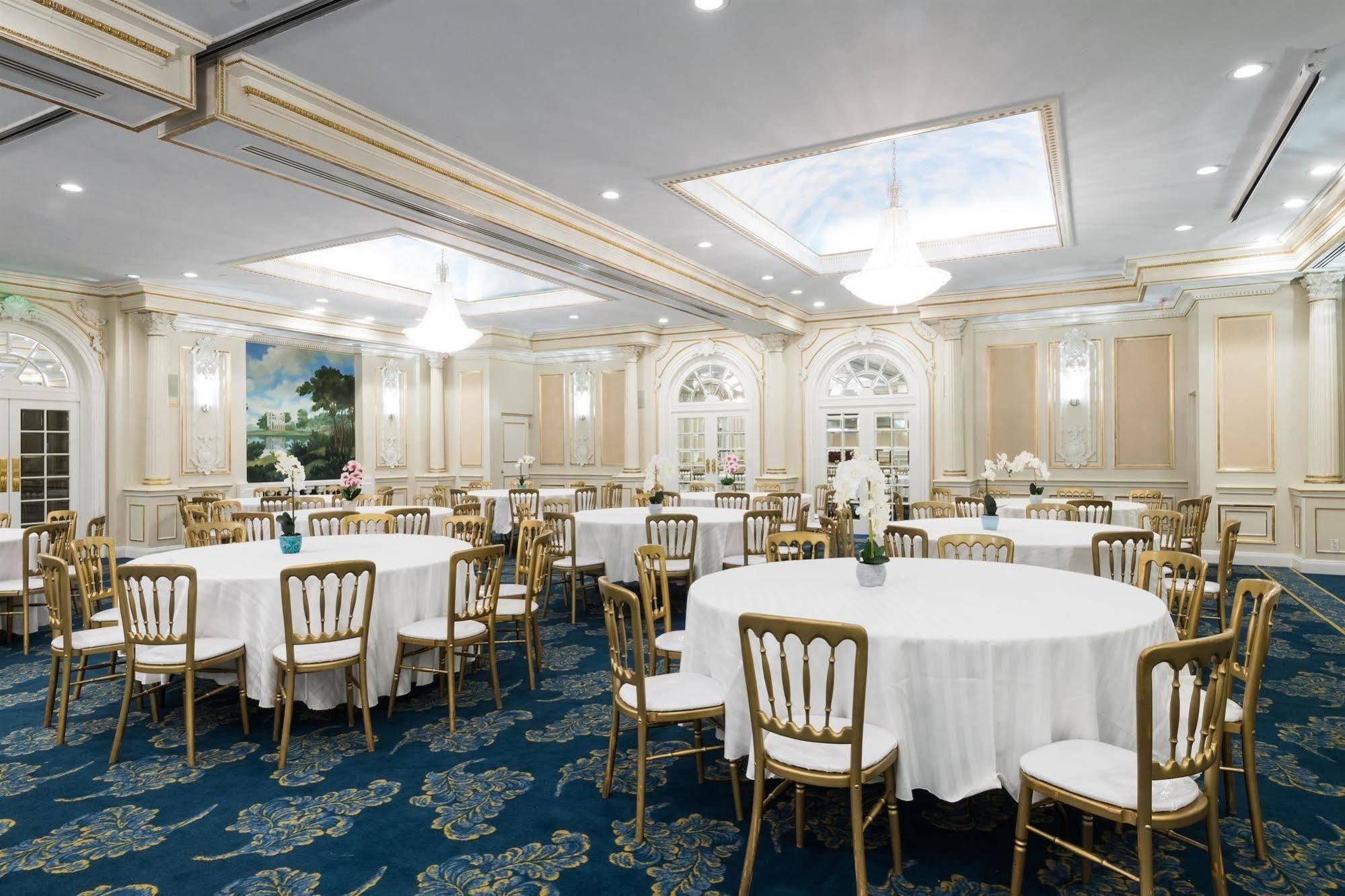 Hotel The Roslyn, Tapestry Collection By Hilton Exterior foto